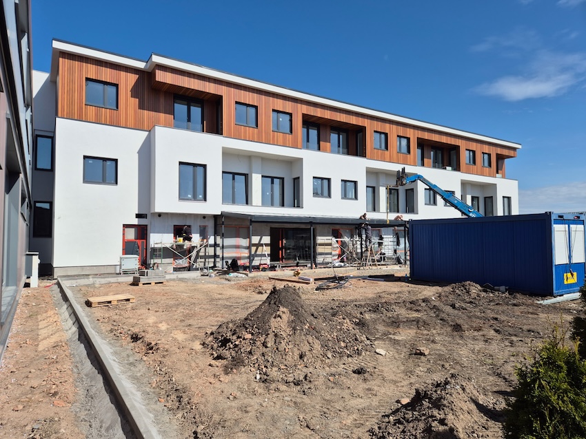 MONA&CO roste do krásy